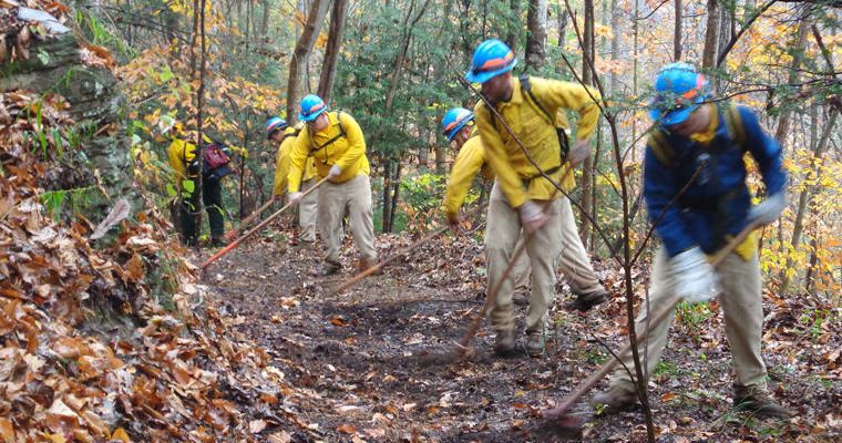 VADOC Firefighters Join VDOF to Control Wildfires